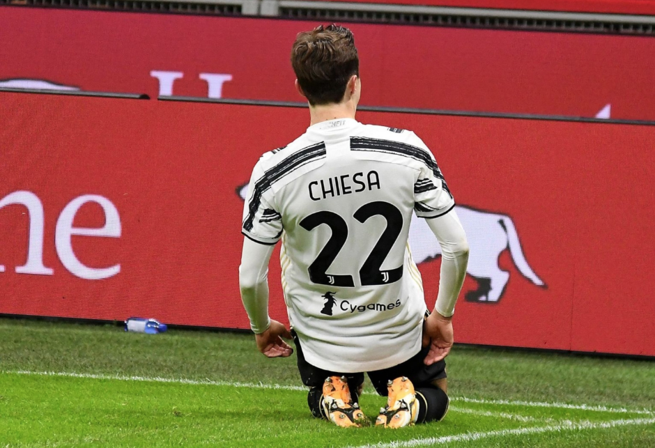 关于尤文图斯坚持不懈，团结拼搏追赶领头羊的信息